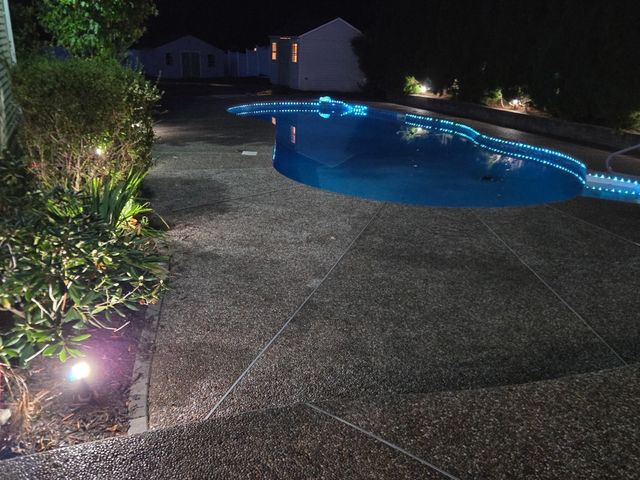 2 Wild Meadow Ln, Natick, MA 01760