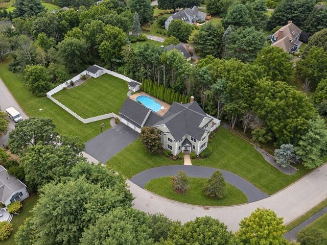 2 Wild Meadow Ln, Natick, MA 01760