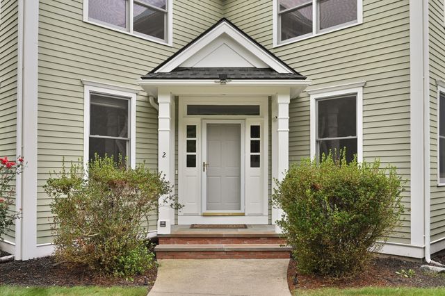 2 Wild Meadow Ln, Natick, MA 01760