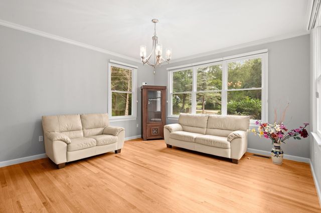 2 Wild Meadow Ln, Natick, MA 01760