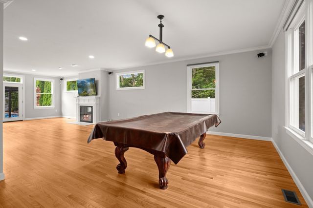 2 Wild Meadow Ln, Natick, MA 01760