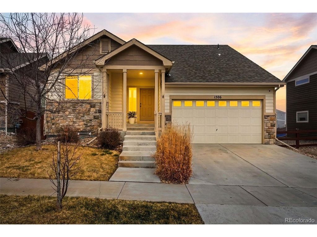 1506 New Season Dr, Windsor, CO 80550