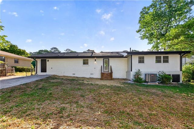 5575 Morning Creek Circle, Atlanta, GA 30349