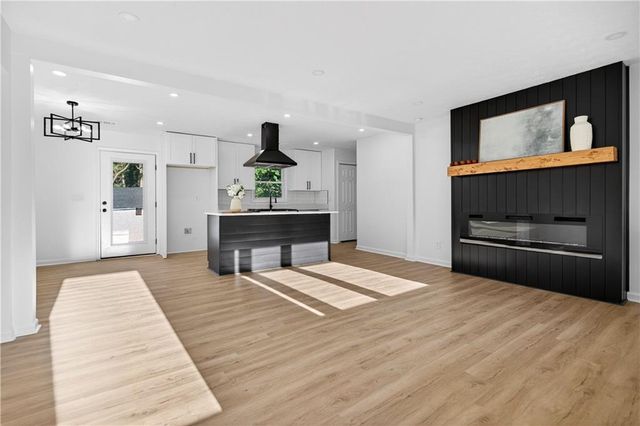 5575 Morning Creek Circle, Atlanta, GA 30349