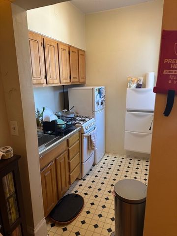 18 Glenville Avenue 3A, Boston, MA 02134