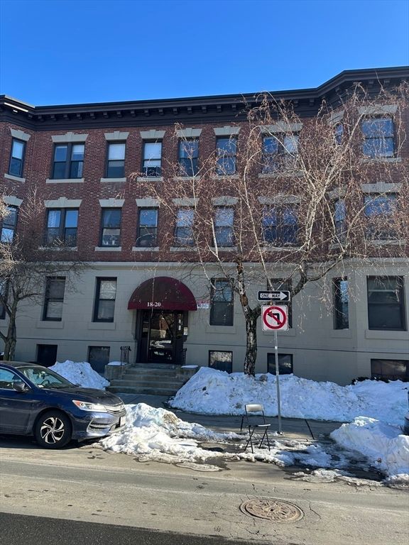 18 Glenville Avenue 3A, Boston, MA 02134