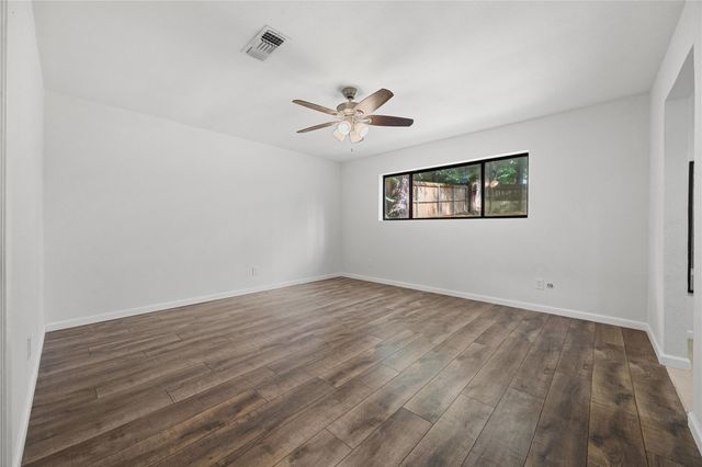 431 Evergreen Drive, Huntsville, TX 77340