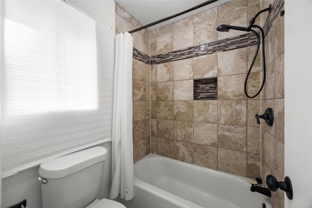 431 Evergreen Drive, Huntsville, TX 77340