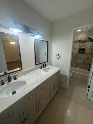431 Evergreen Drive, Huntsville, TX 77340
