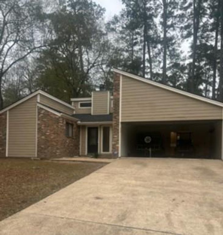 431 Evergreen Drive, Huntsville, TX 77340