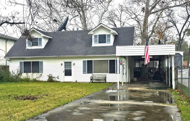 1315 E Main Street, Humble, TX 77338