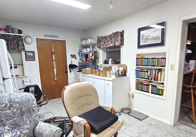 1315 E Main Street, Humble, TX 77338