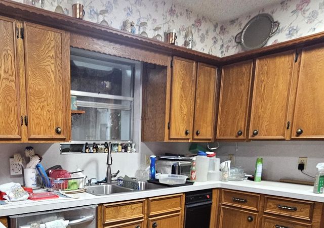 1315 E Main Street, Humble, TX 77338