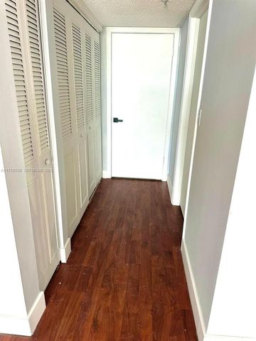20840 San Simeon Way 305, Miami, FL 33179