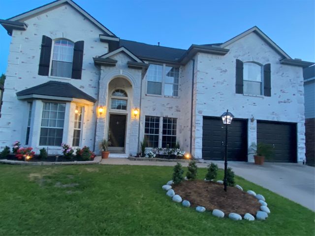 5220 Selago Drive, Fort Worth, TX 76244