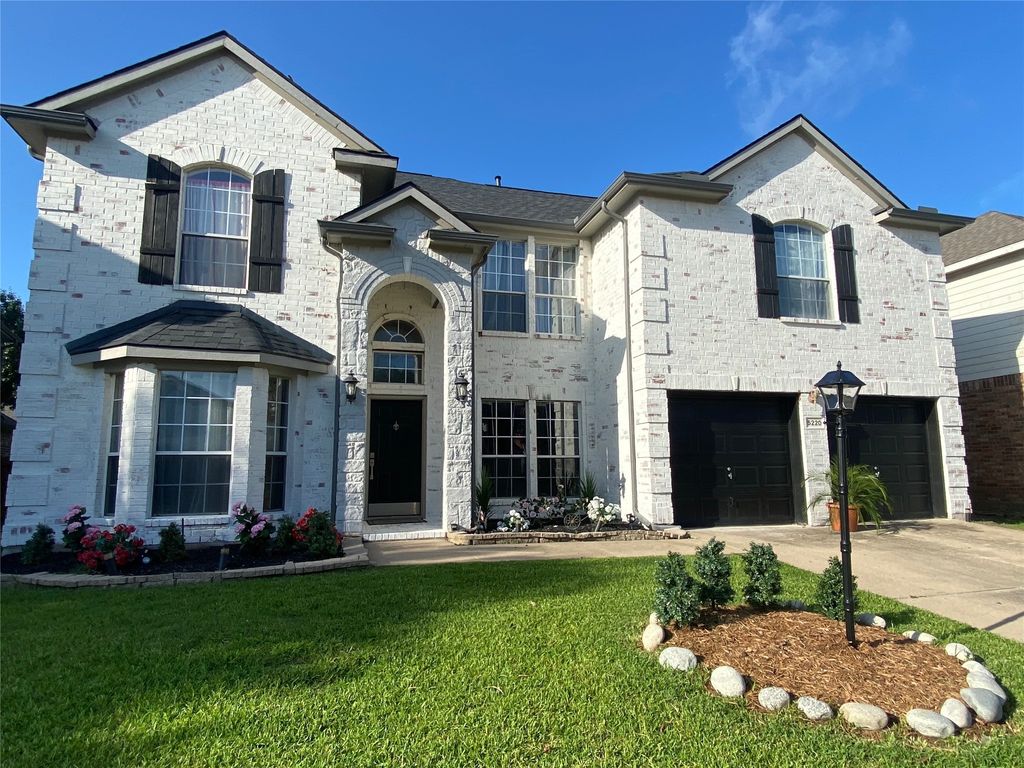 5220 Selago Drive, Fort Worth, TX 76244