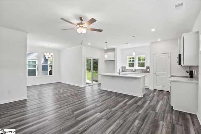 5091 Sunnycreek Drive, Boiling Springs, SC 29316
