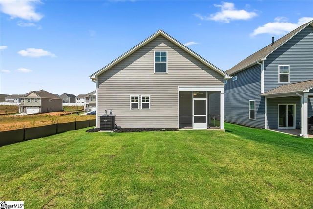 5091 Sunnycreek Drive, Boiling Springs, SC 29316