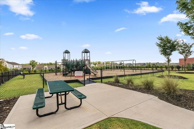5091 Sunnycreek Drive, Boiling Springs, SC 29316