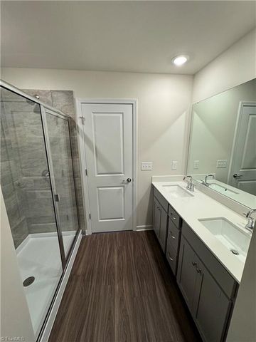 1842 Pheasant Trace Circle, Kernersville, NC 27284