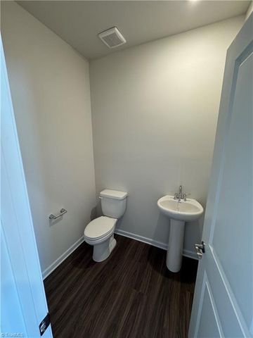 1842 Pheasant Trace Circle, Kernersville, NC 27284