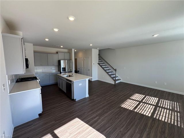 1842 Pheasant Trace Circle, Kernersville, NC 27284