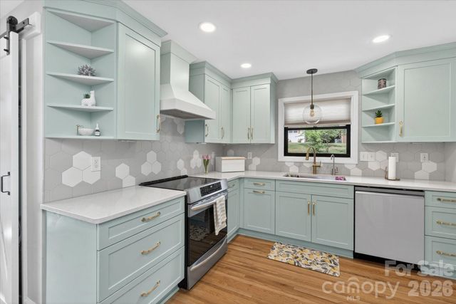 1031 Cutler Place, Charlotte, NC 28205