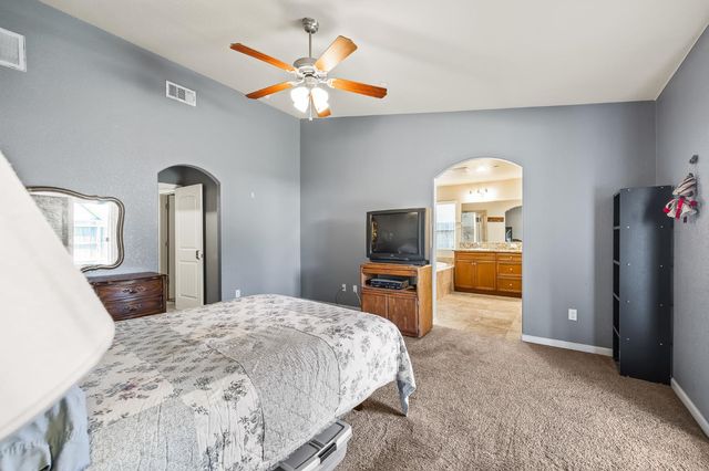 6503 E Dayton Avenue, Fresno, CA 93727