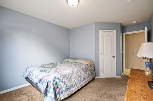 6503 E Dayton Avenue, Fresno, CA 93727