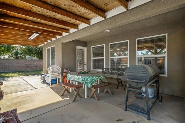 6503 E Dayton Avenue, Fresno, CA 93727