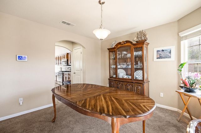 6503 E Dayton Avenue, Fresno, CA 93727