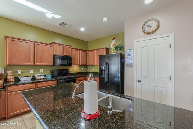 1766 N WILDFLOWER Lane, Casa Grande, AZ 85122