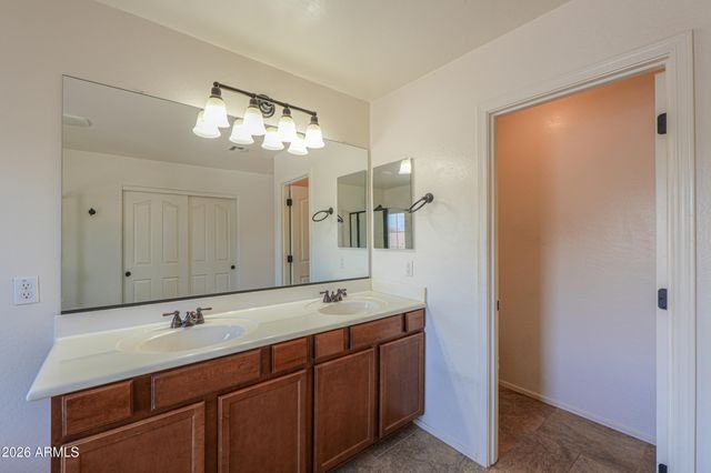 1766 N WILDFLOWER Lane, Casa Grande, AZ 85122