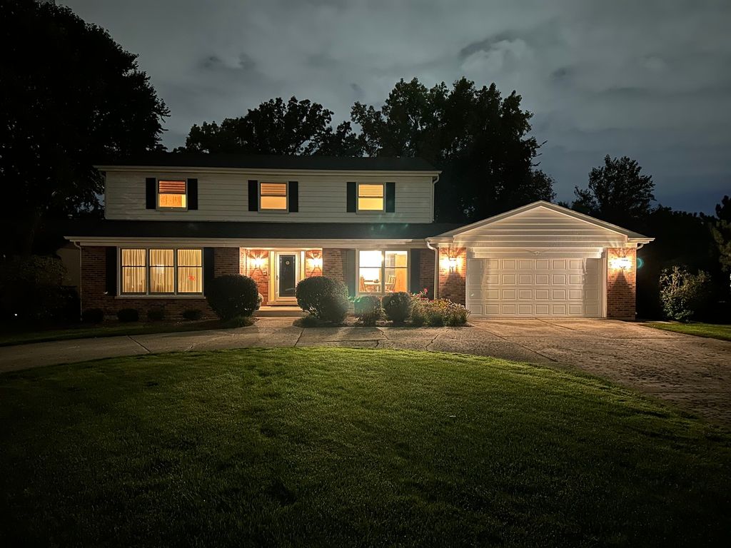 570 N Forest Drive, Addison, IL 60101 — photo 2