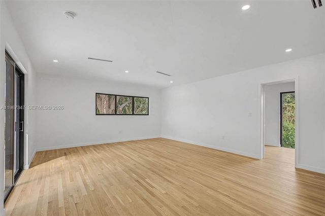 12940 SW 73rd Ave, Pinecrest, FL 33156