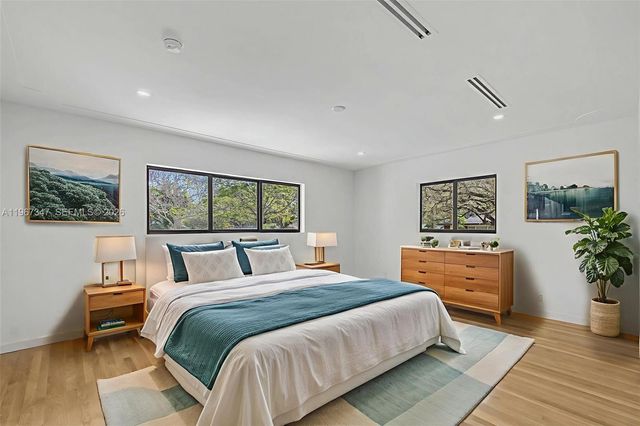 12940 SW 73rd Ave, Pinecrest, FL 33156