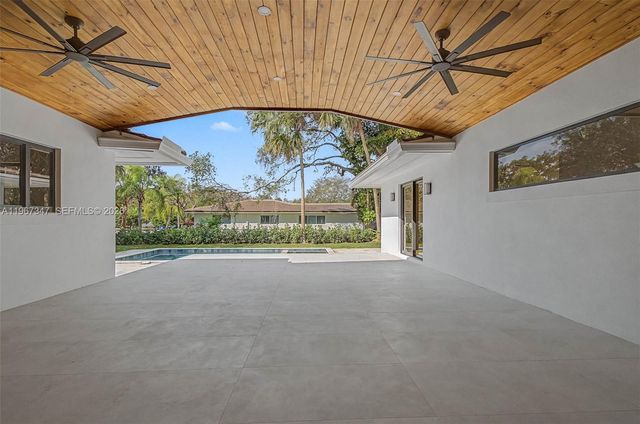 12940 SW 73rd Ave, Pinecrest, FL 33156