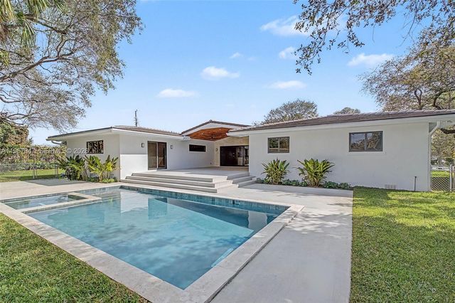 12940 SW 73rd Ave, Pinecrest, FL 33156