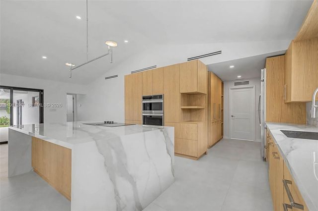 12940 SW 73rd Ave, Pinecrest, FL 33156