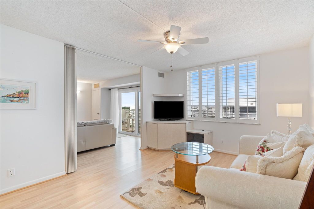 Image 10 of property listing at 3215 S Ocean Boulevard 906, Highland Beach, FL 33487