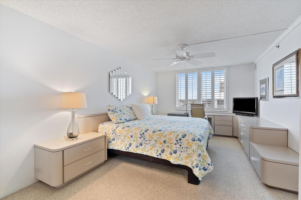 Image 19 of property listing at 3215 S Ocean Boulevard 906, Highland Beach, FL 33487