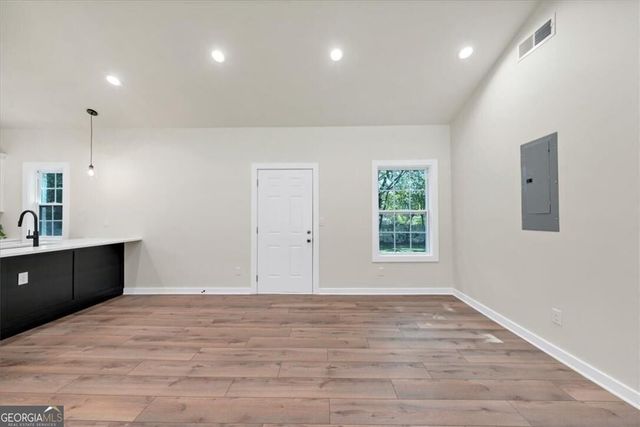 5530 Old Bill Cook Road, Atlanta, GA 30349