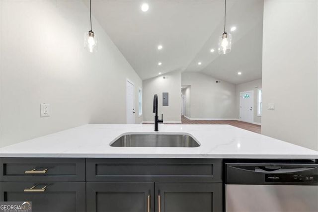 5530 Old Bill Cook Road, Atlanta, GA 30349