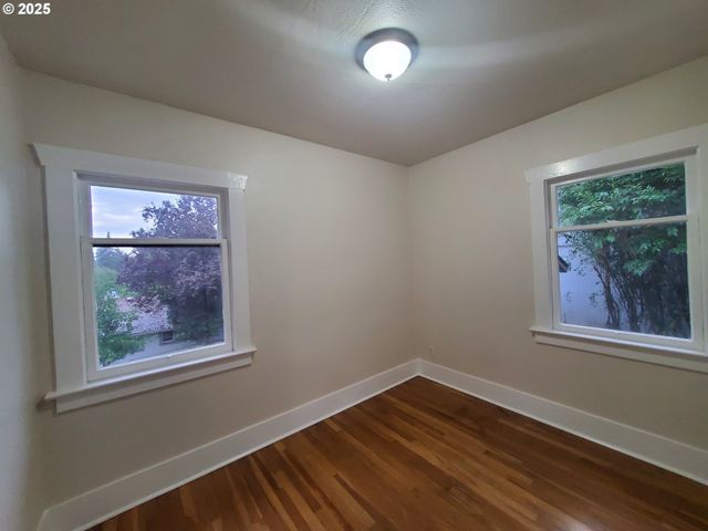 122 S 8TH St, St Helens, OR 97051