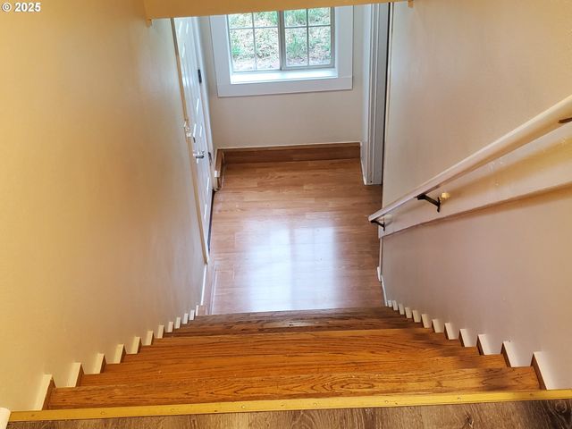 122 S 8TH St, St Helens, OR 97051
