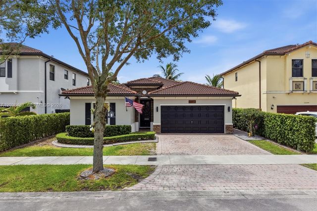 16572 SW 43rd Ln, Kendall, FL 33185