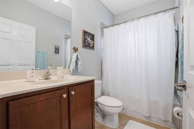 16572 SW 43rd Ln, Kendall, FL 33185
