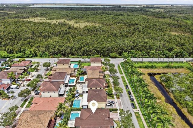 16572 SW 43rd Ln, Kendall, FL 33185