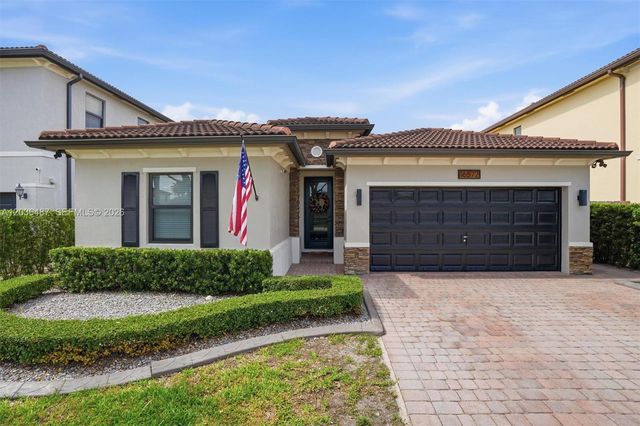 16572 SW 43rd Ln, Kendall, FL 33185