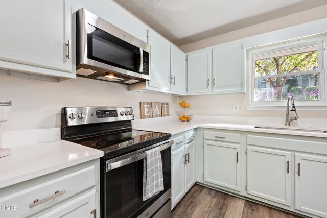 5748 3 Oaks Drive, Raleigh, NC 27612
